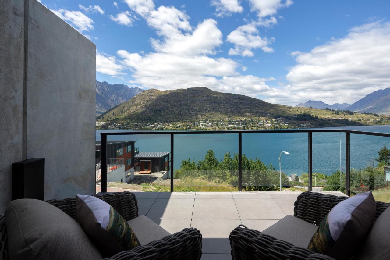 4 Bedroom Home With Elevated Views Of Lake Wakatipu & The Remarkables Куийнстаун Екстериор снимка