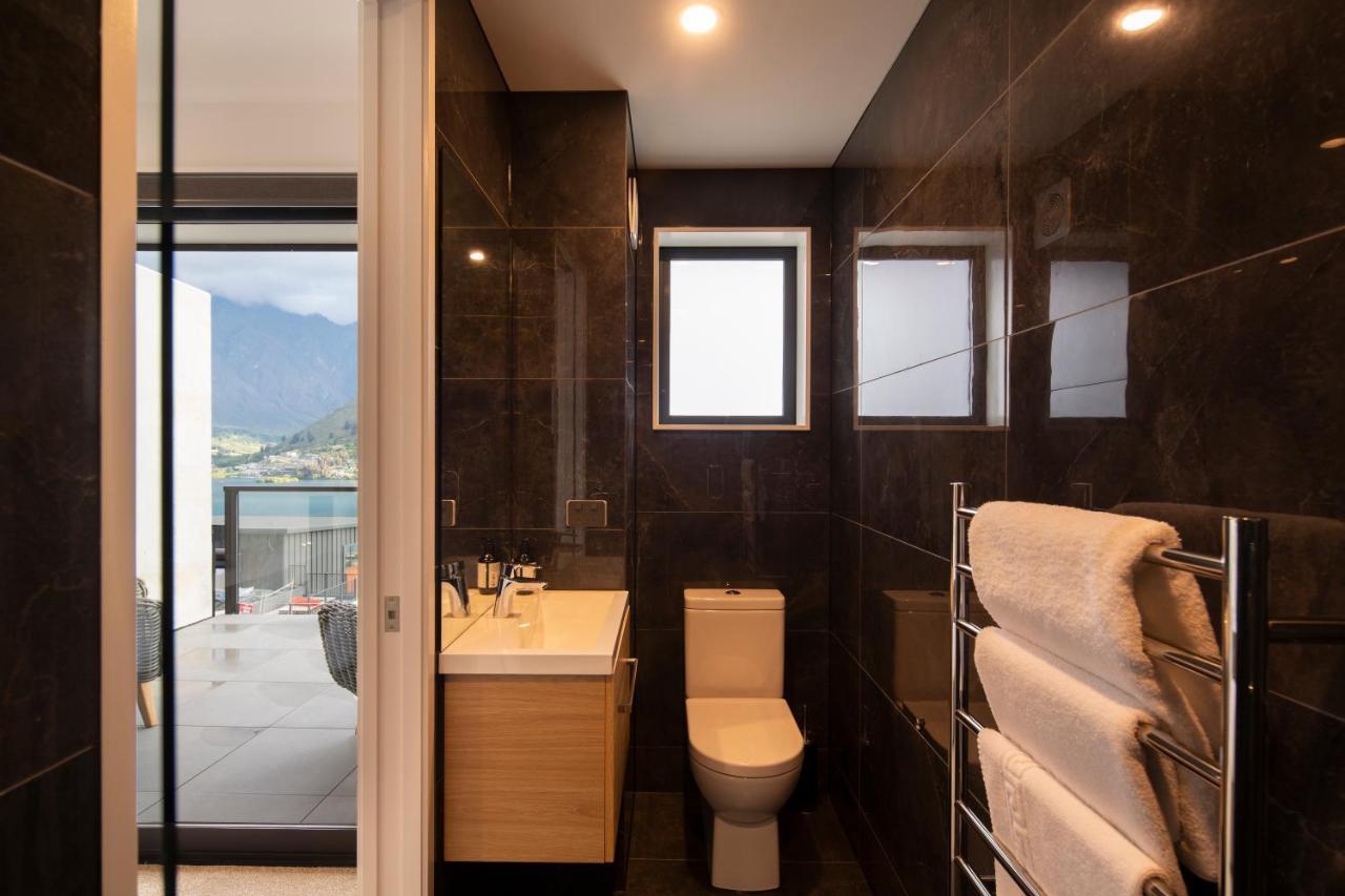 4 Bedroom Home With Elevated Views Of Lake Wakatipu & The Remarkables Куийнстаун Екстериор снимка