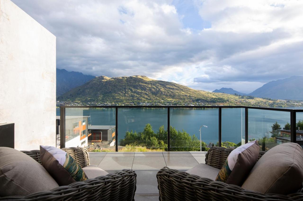 4 Bedroom Home With Elevated Views Of Lake Wakatipu & The Remarkables Куийнстаун Екстериор снимка